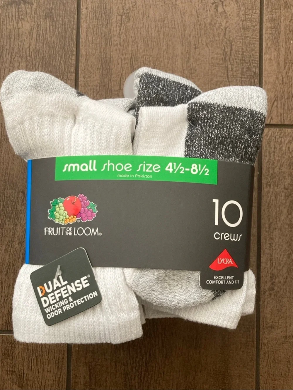 Fruit of the Loom Kids Crew Socks (10 Pairs) White Size Small (4.5-8 Kids)